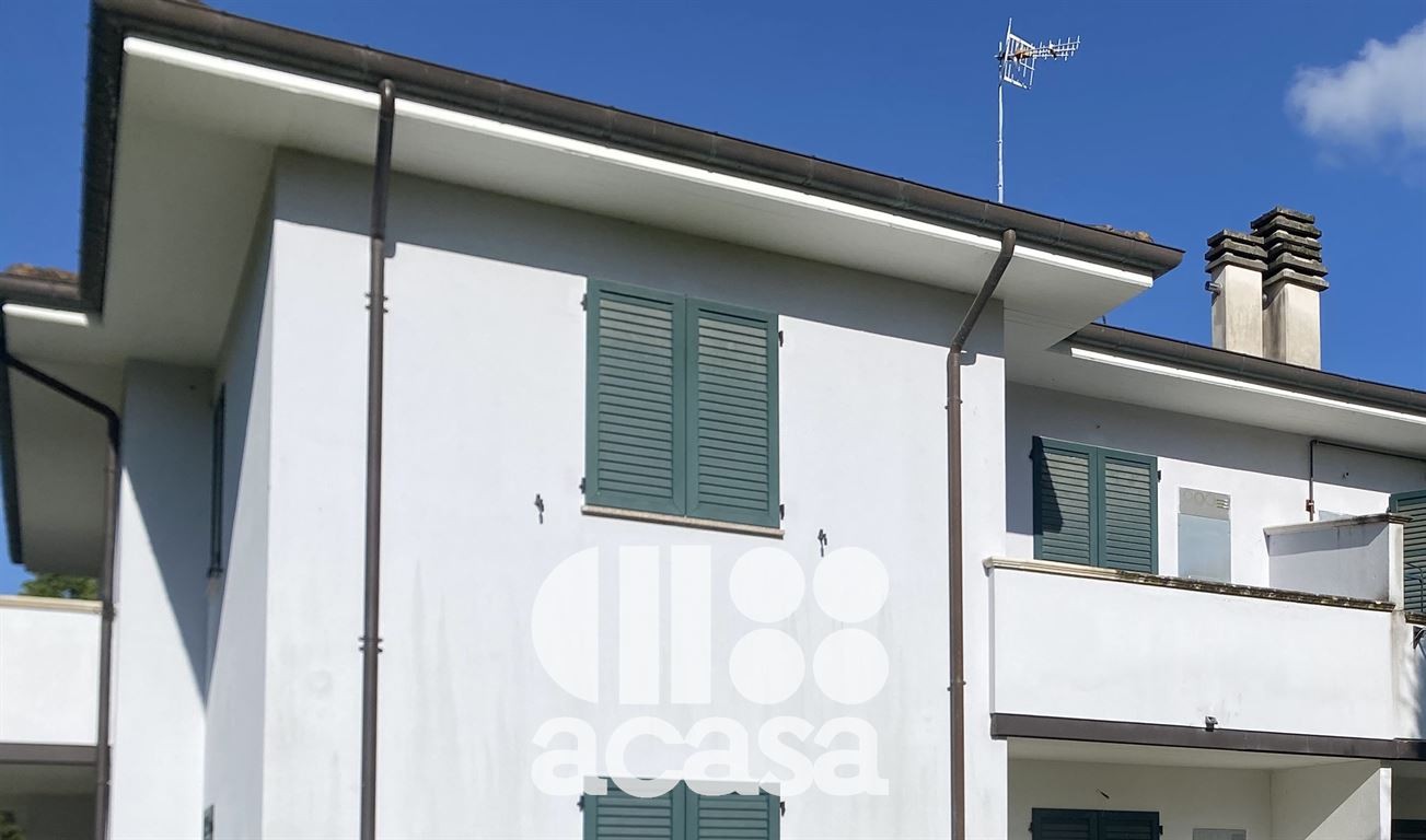 APPARTAMENTO AL GREZZO TRE CAMERE CON GIARDINO PRIMO PIANO