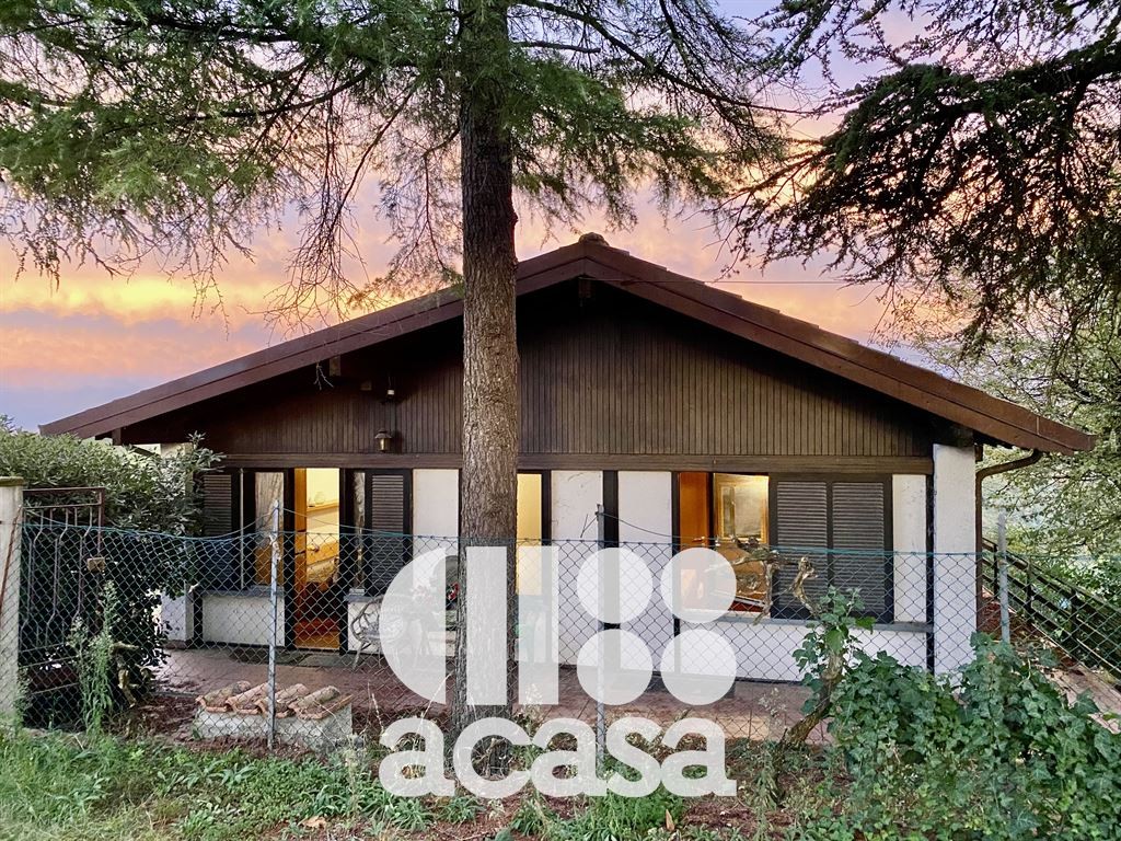 VILLETTA IN COLLINA VISTA MARE