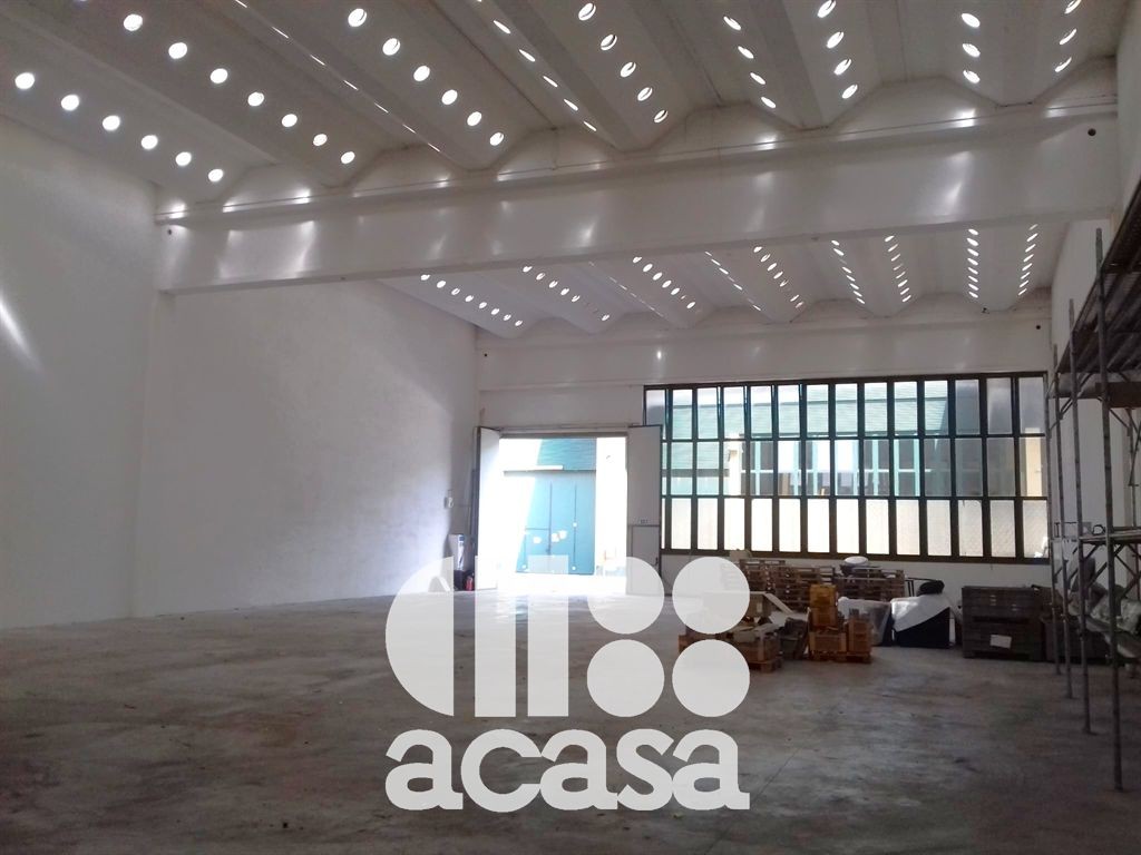 CAPANNONE DEPOSITO MAGAZZINO