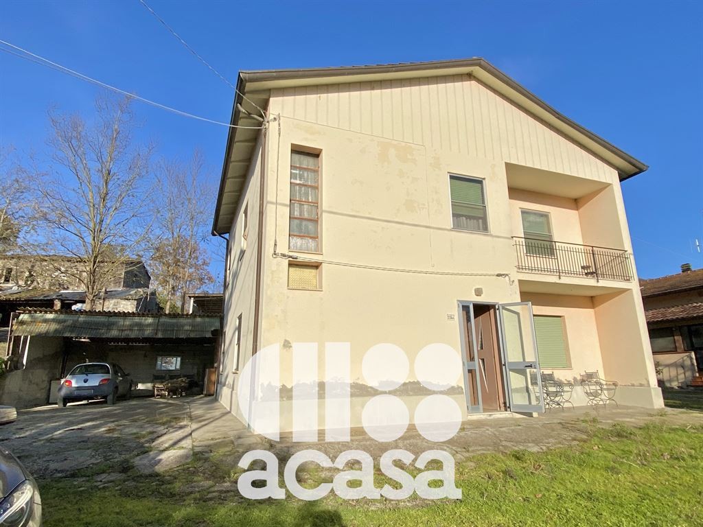 ABITAZIONE INDIPENDENTE CON RUSTICO E TERRENI