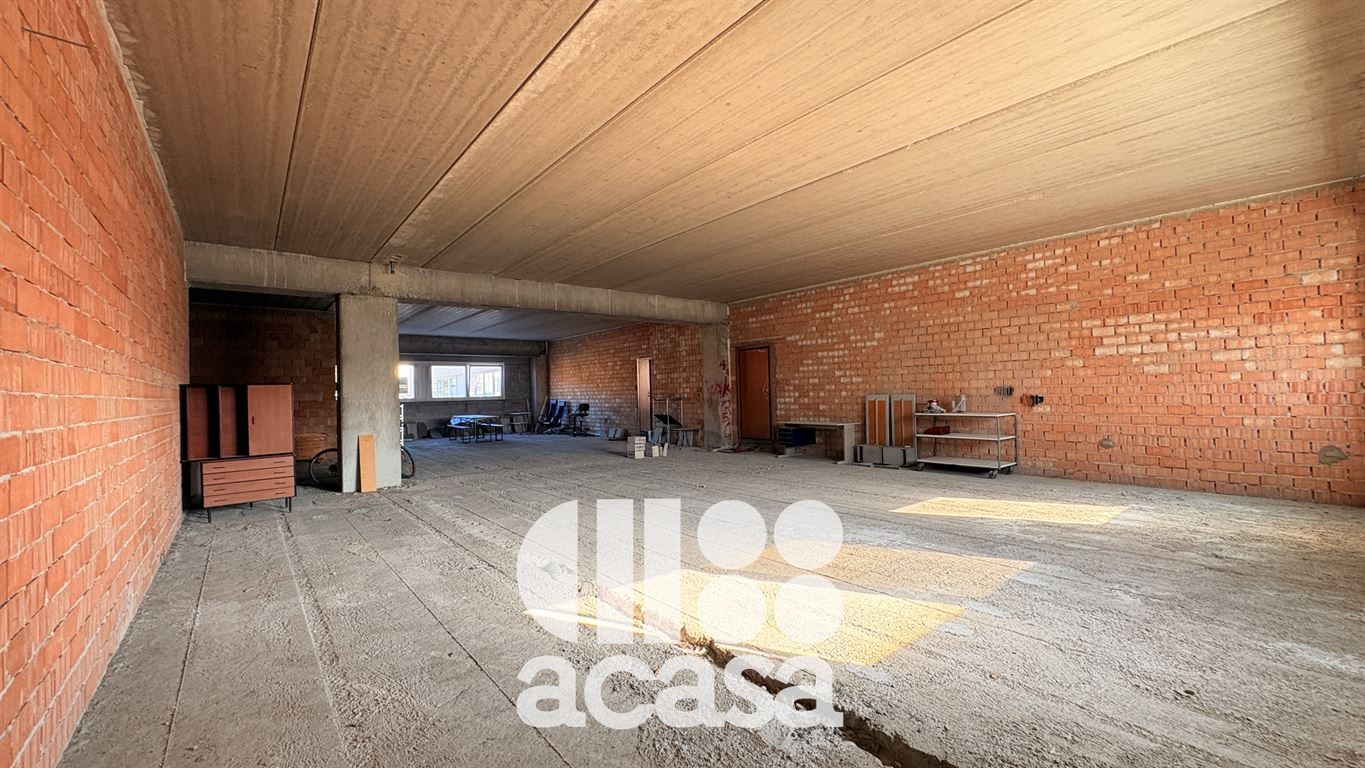 IIMMOBILE COMMERCIALE E RESIDENZIALE A CESENATICO