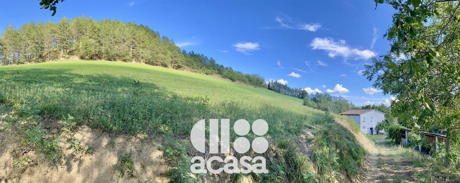 ABITAZIONE RURALE CON TERRENI AGRICOLI