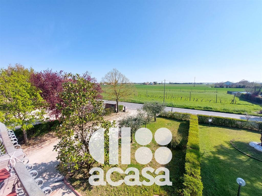 CASA BIFAMILIARE NELLE PRIME CAMPAGNE