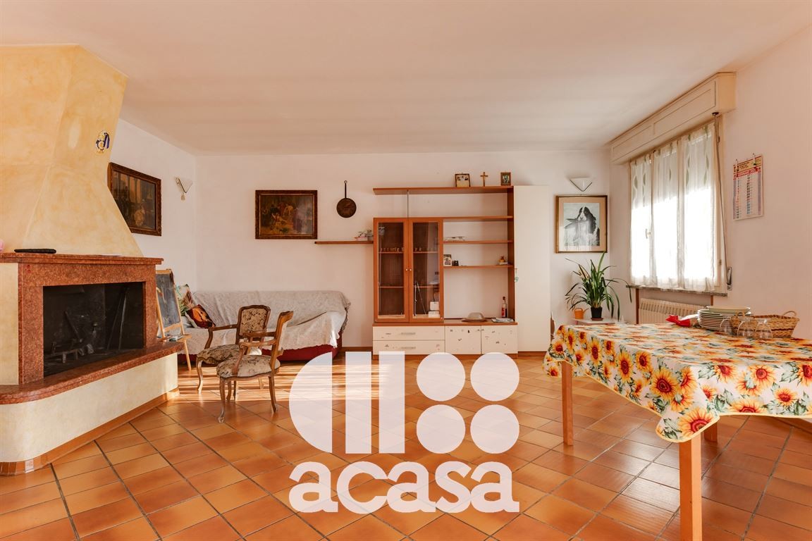 CASA INDIPENDENTE VICINISSIMA AL CENTRO