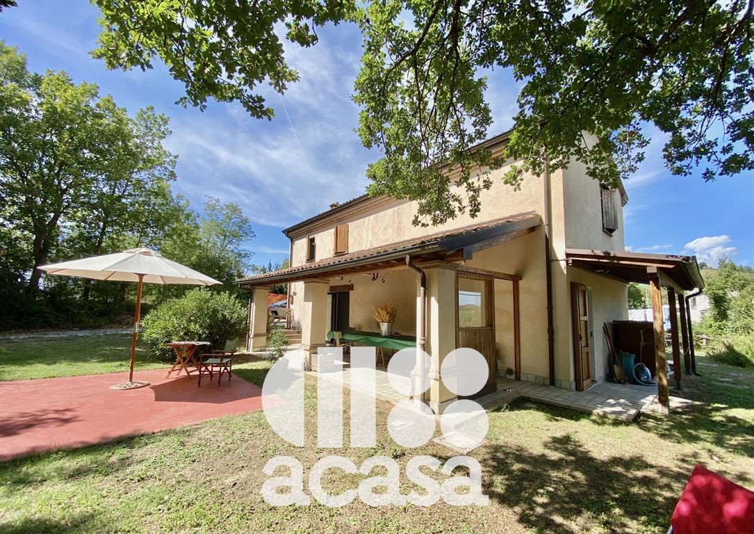 CASALE RISTRUTTURATO