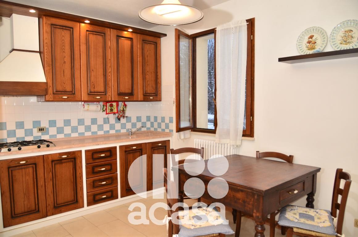 BILOCALE al MONTE FUMAIOLO