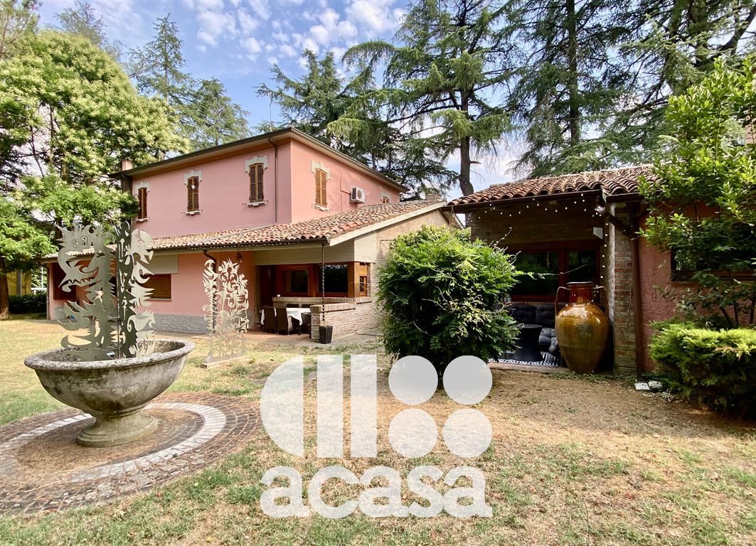 VILLA DI PRESTIGIO